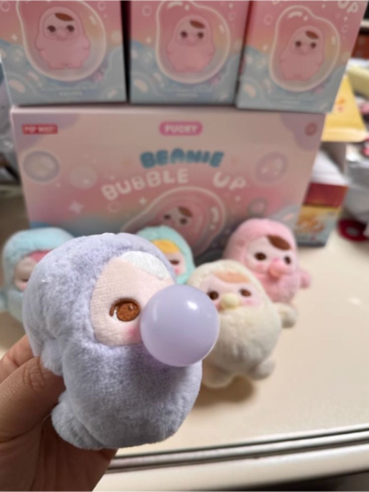 Pucky beanie bubble up